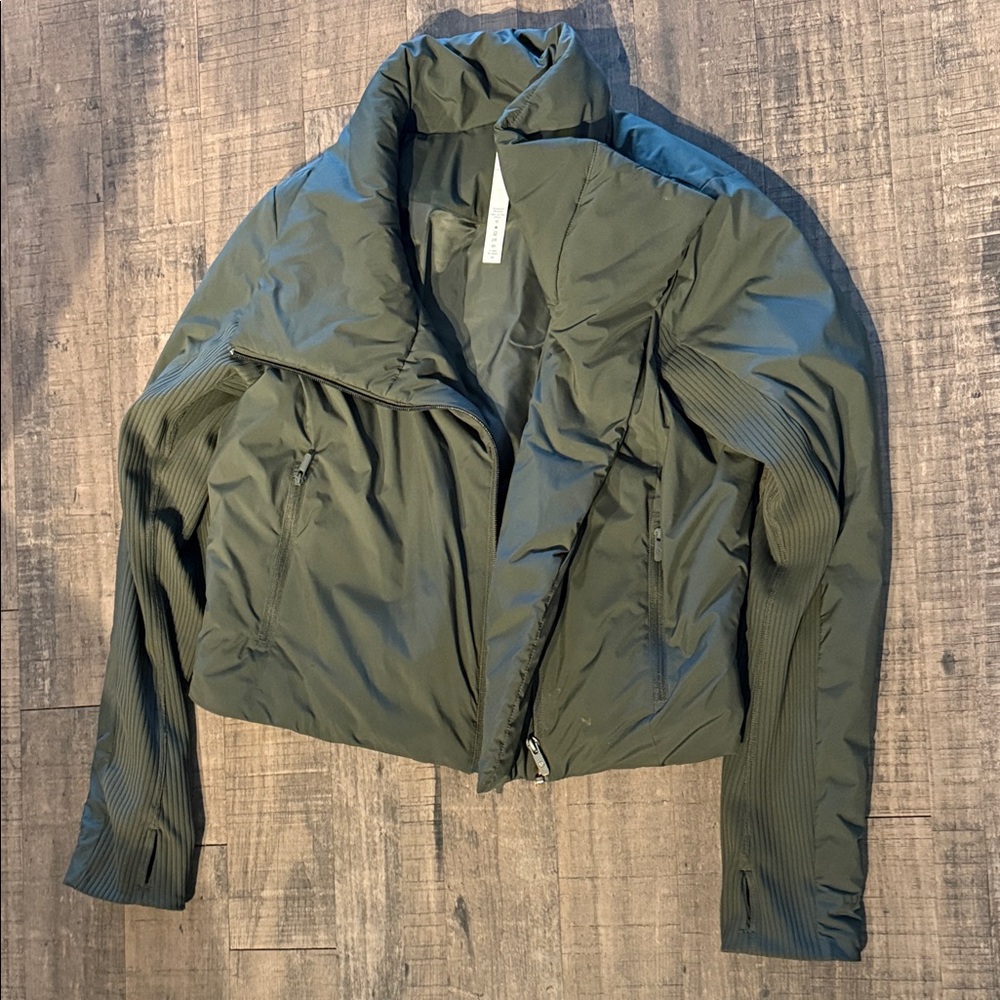 Lululemon Women's Olive Green Jacket